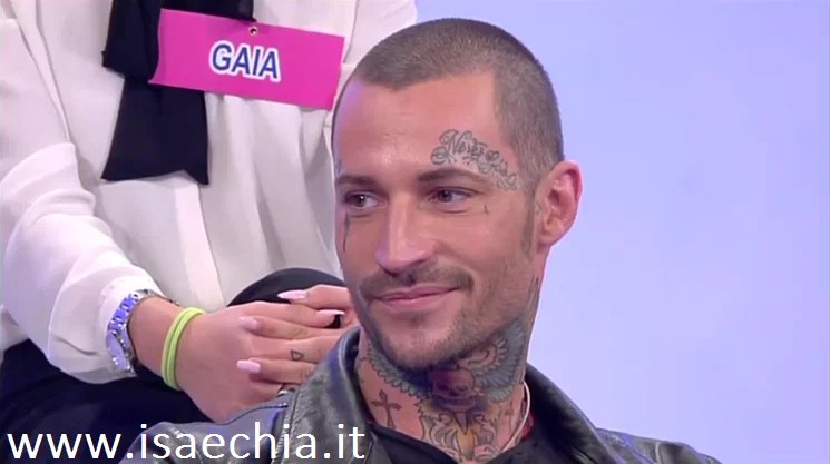 Uomini E Donne': L'opinione Di Isa Sulla Puntata Di Oggi Del Trono Classico | Isa E Chia 417_x_745_png