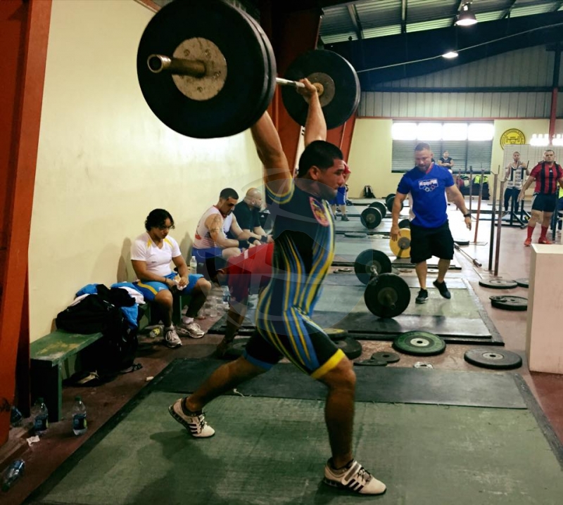 NoticiaCla Aruba a logra decenas di medaya cu weightlifting na Puerto