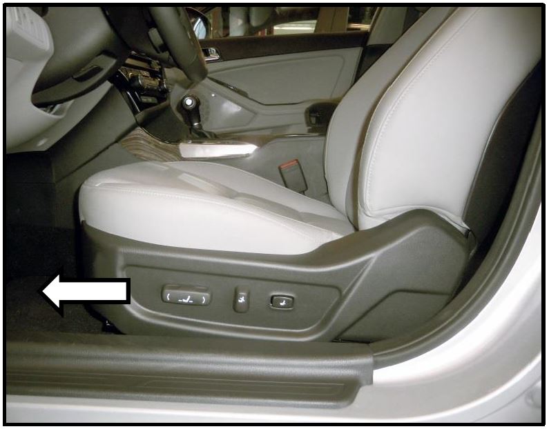 Driver’s Side Seat Cushion Cover Detaching 20122013 Kia Optima Kia