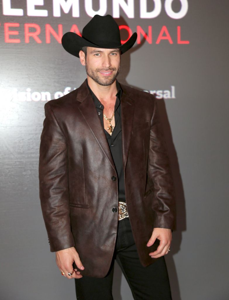 Rafael Amaya ya tiene su propia línea de ropa Western Style People en