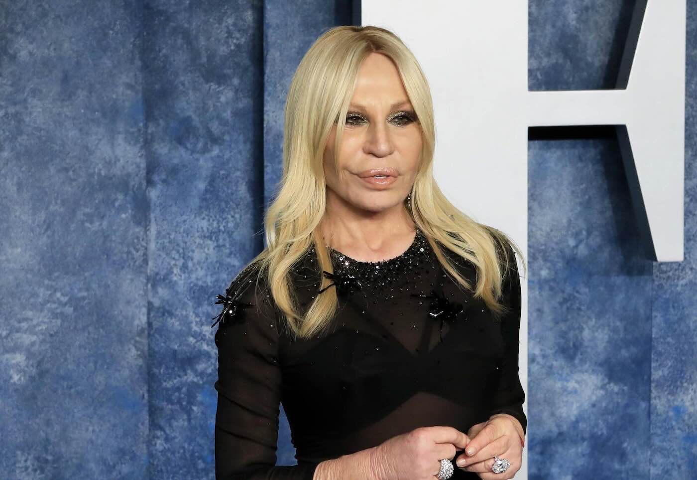 Lo sfogo di Donatella Versace contro il nuovo hotel a Miami