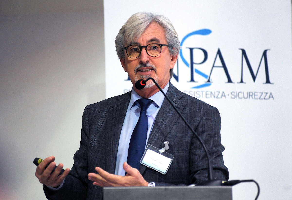 Il presidente dell’Enpam, Alberto Oliveti, è accusato di aver intascato illecitamente 2 milioni di euro – Esclusiva
