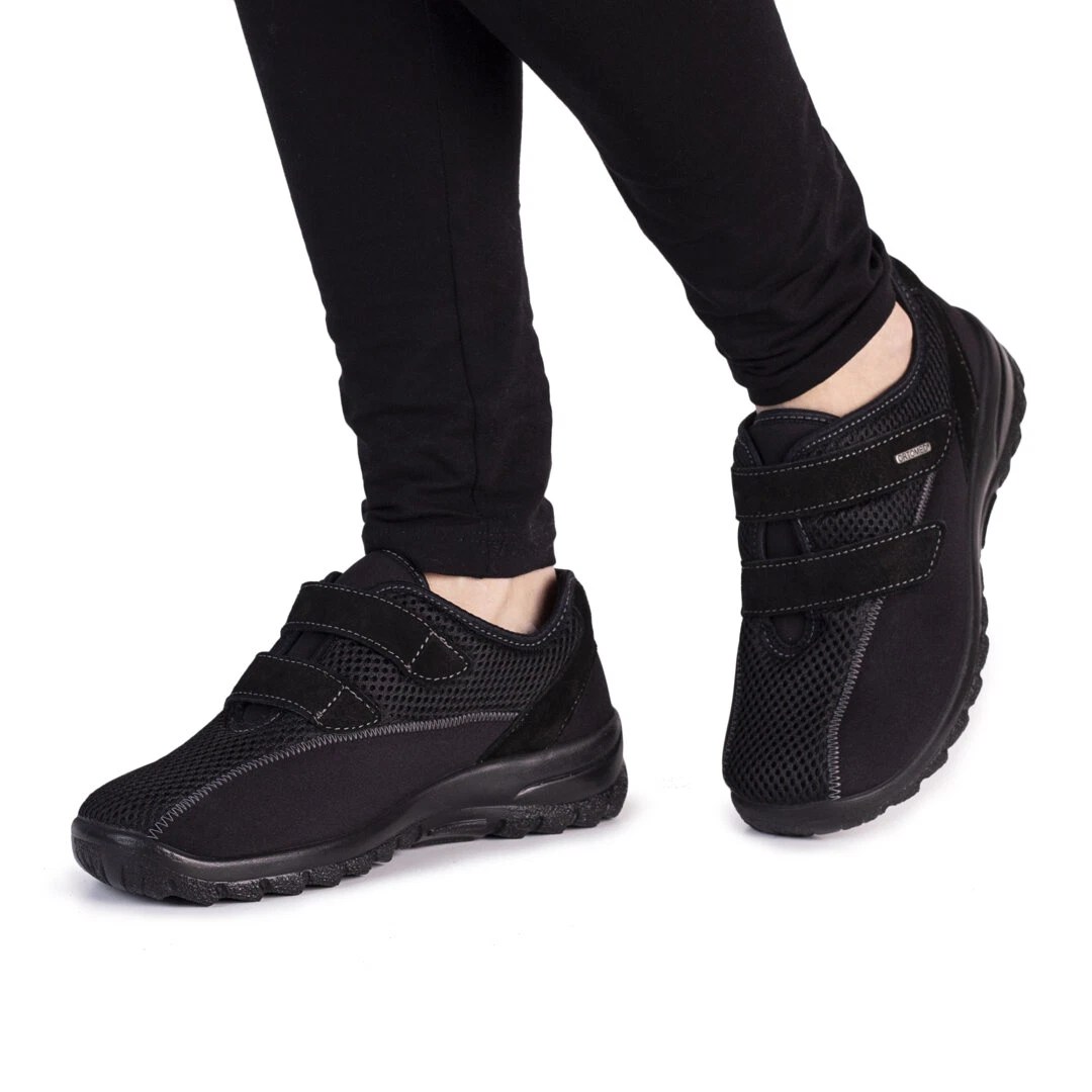Women's breathable orthopedic sneakers with velcro Black