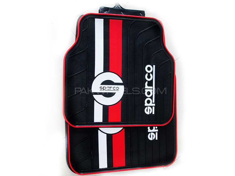 8 Car Accessories You Can Buy Online In Pakistan