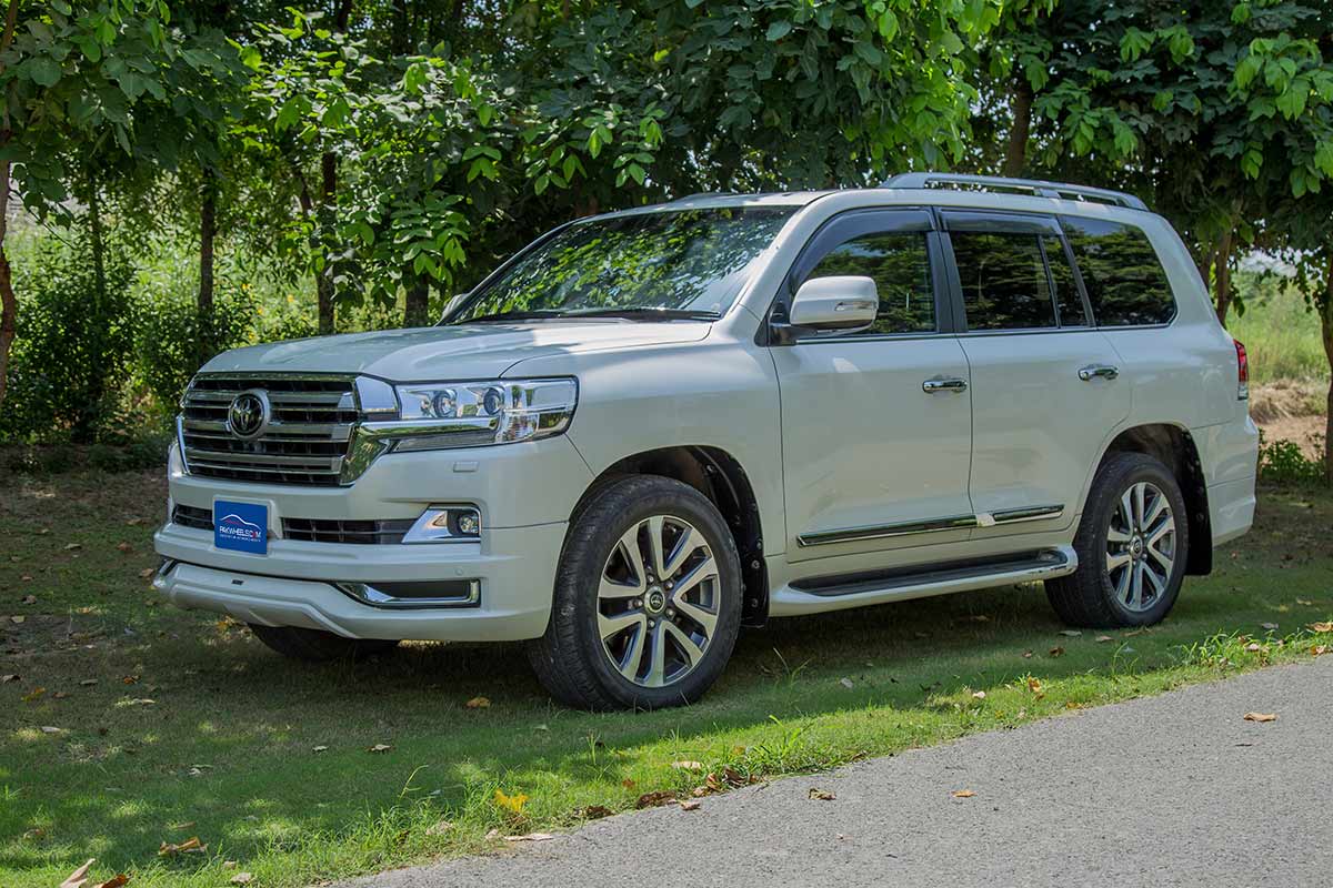 2016 Toyota Land Cruiser ZX Detailed Review PakWheels Blog