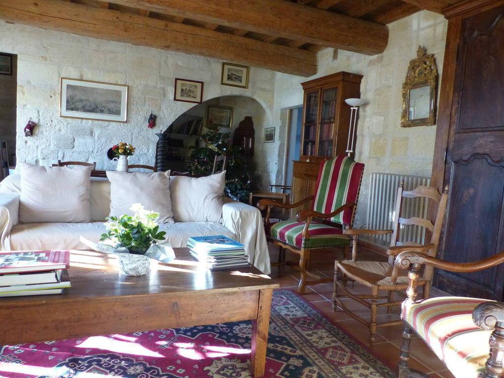 Location Maison Beaucaire (30300) 8 personnes dès 650 euros par semaine