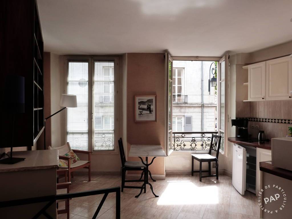 Location meublée studio 20 m² Versailles (78000) 20 m² 727 € De