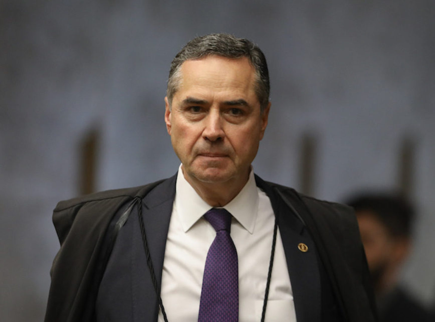 Barroso diz que manifestações contra democracia são retóricas e não vê