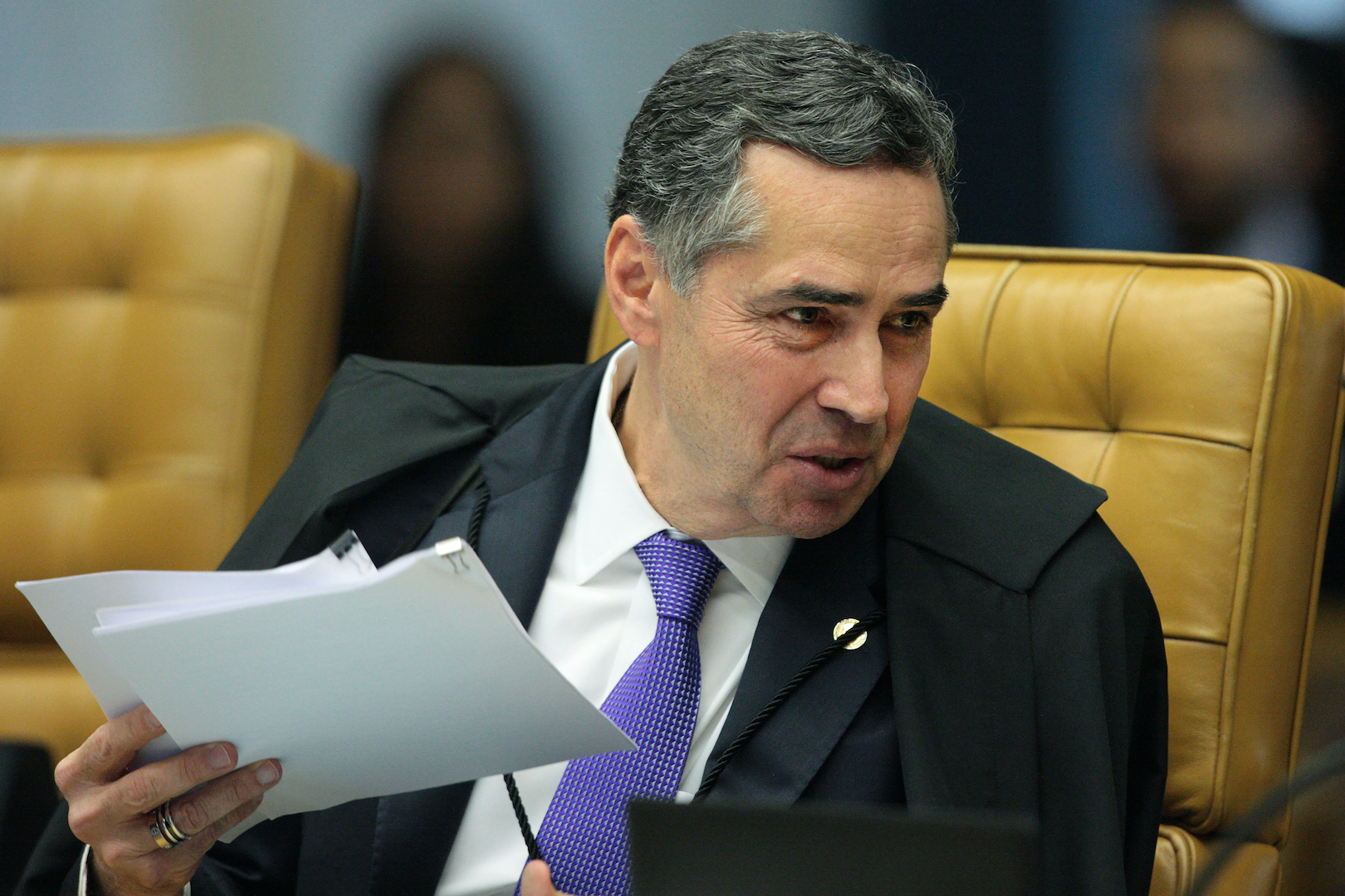 Barroso valida parcialmente plano do governo para conter covid entre índios