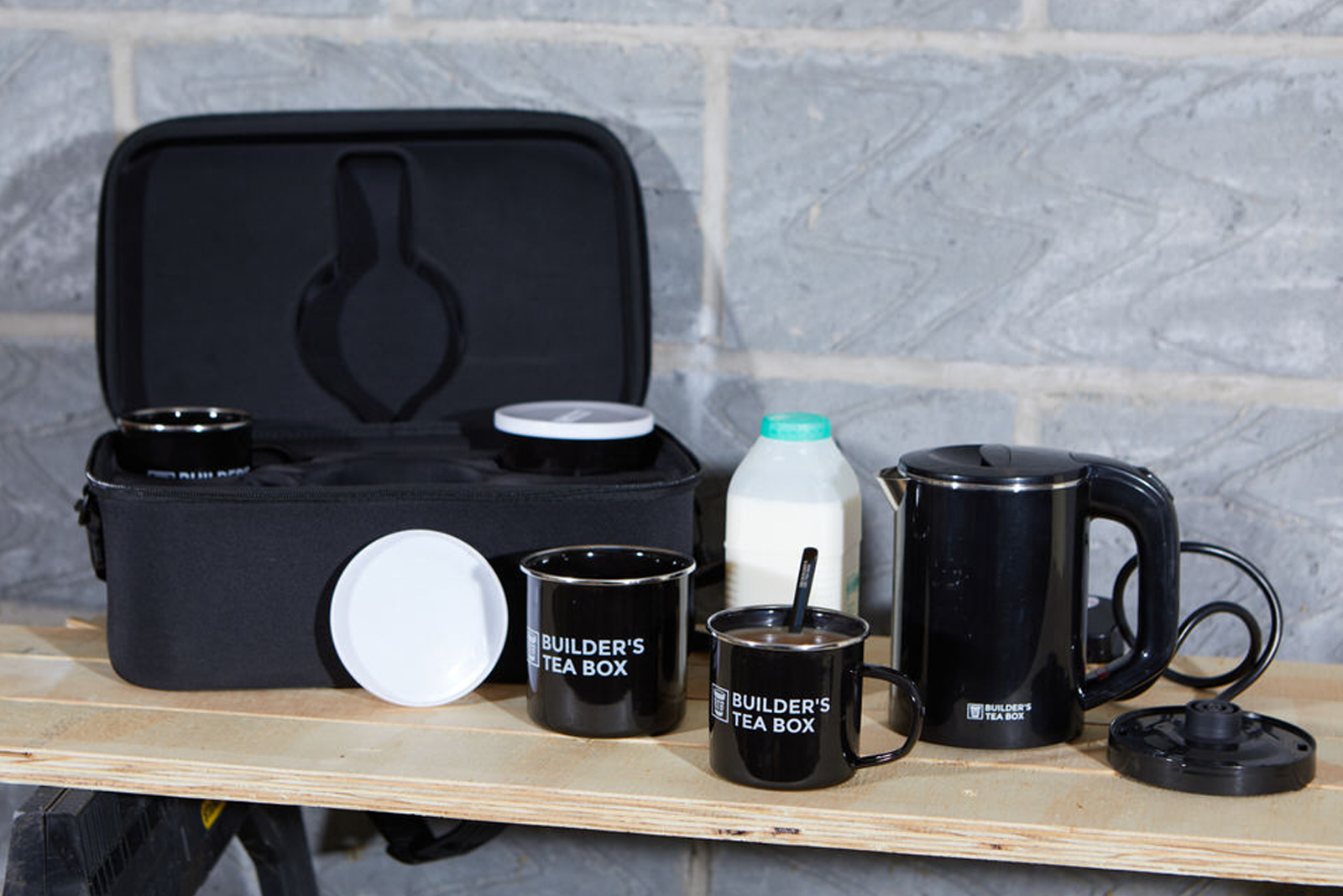 3 Builder's Tea Boxes to win Professional Builder