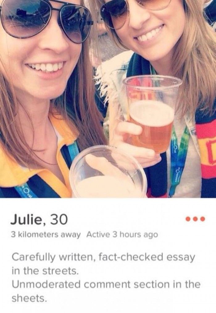 Hilarious Tinder Profiles That'll Leave You Wanting To Swipe Right