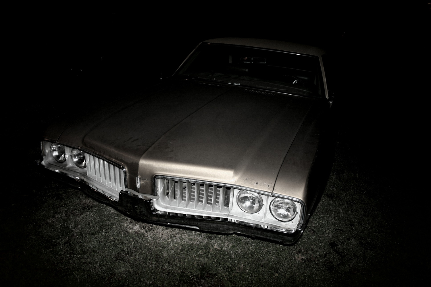 A classic muscle car, West Virginia. Photo Chris Lusher purple DIARY