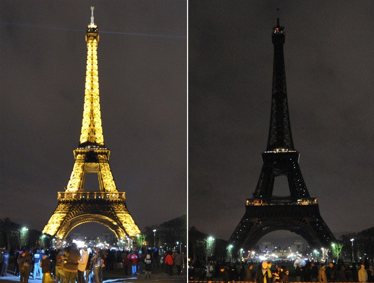 World landmarks go dark for Earth Hour