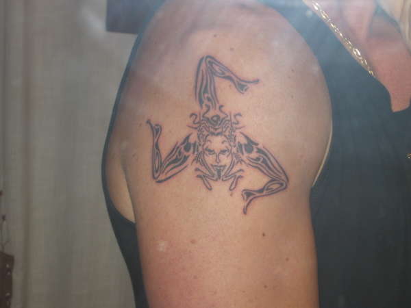 Trinacria Tattoo 450_x_600_jpg