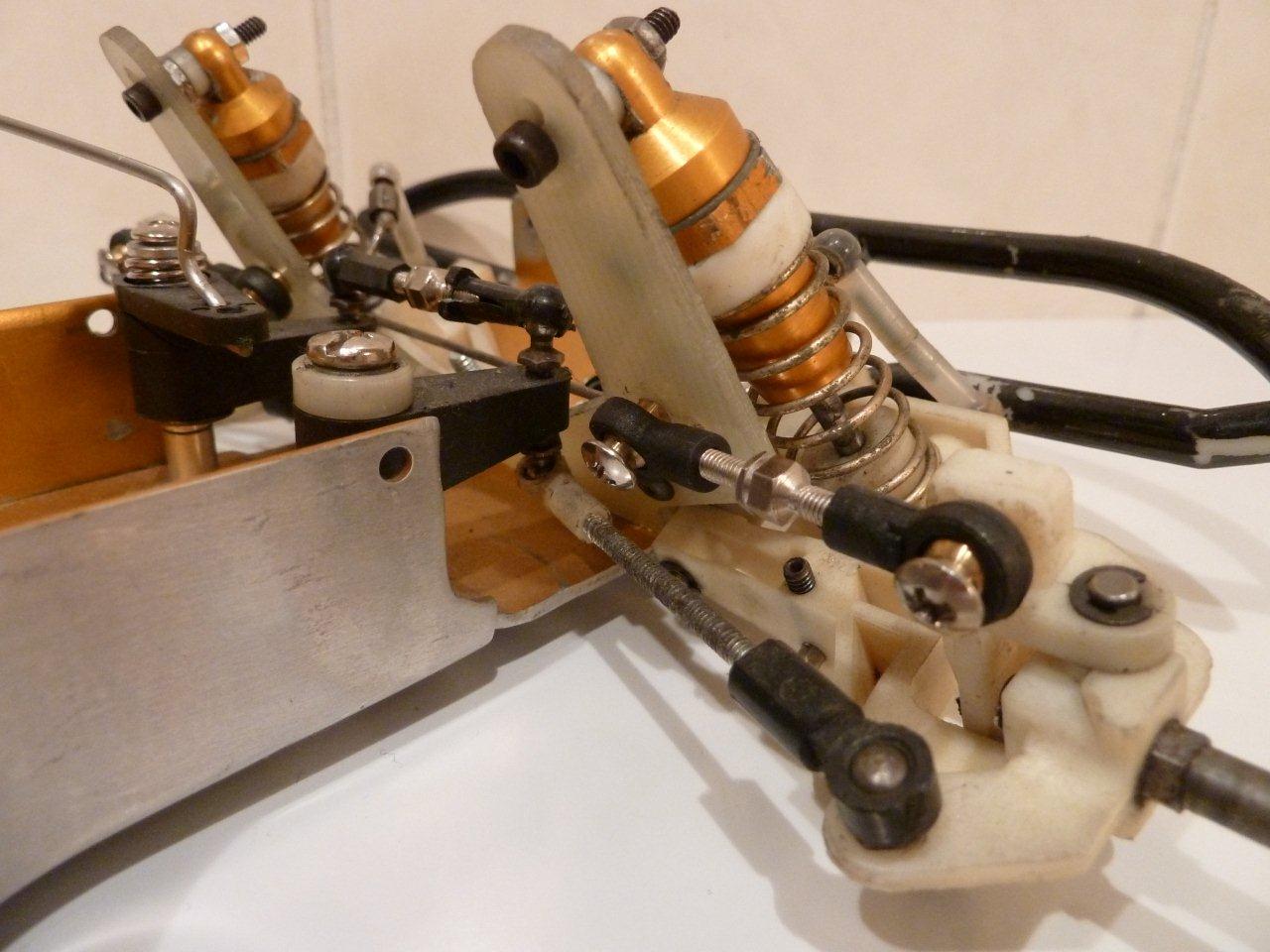 Vintage Rebuild Puzzle Piecing back together a couple of classic RC10