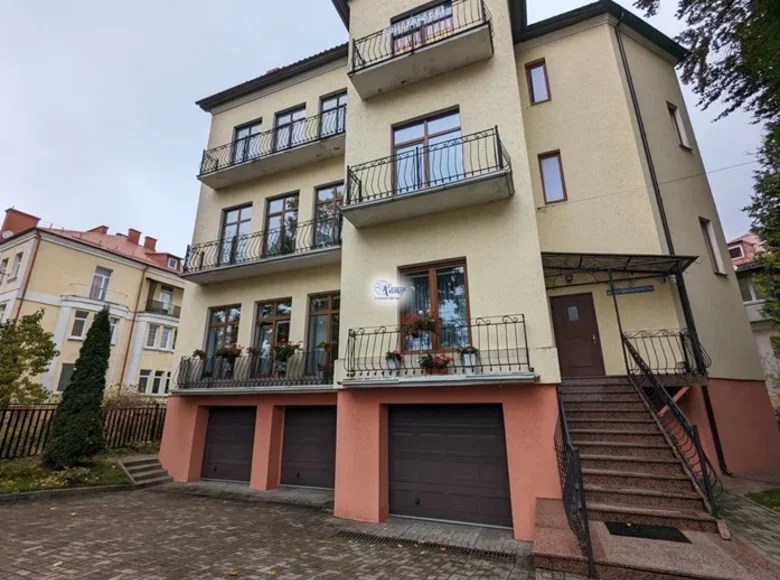 3 room apartment for sale in Kaliningrad, Russia for €241,643 listing
