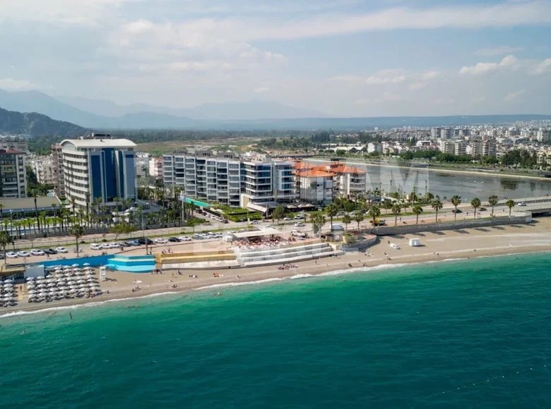 Townhouse 4 rooms for sale in Konyaalti, Turkey for €1,090,000