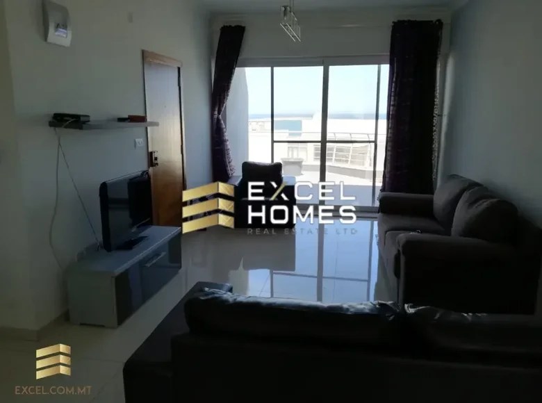 Monthly rental Penthouse 3 bedrooms,, €1,200 Bugibba, Malta