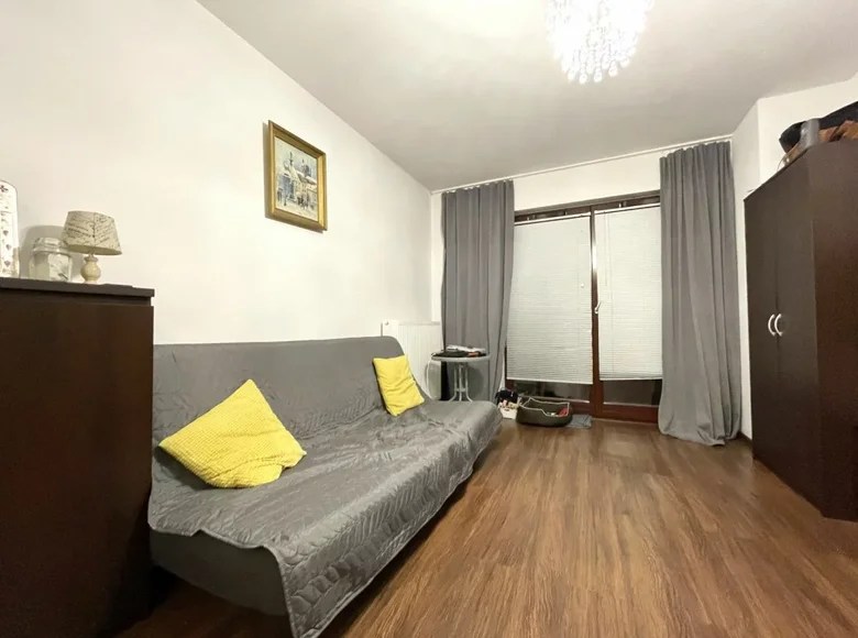 2 room apartment for sale in Warsaw, Poland for €663 listing 1996669