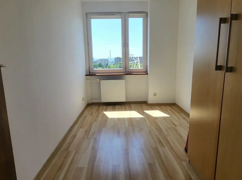 2 room apartment for sale in Krakow, Poland for €139,960 listing 2236163