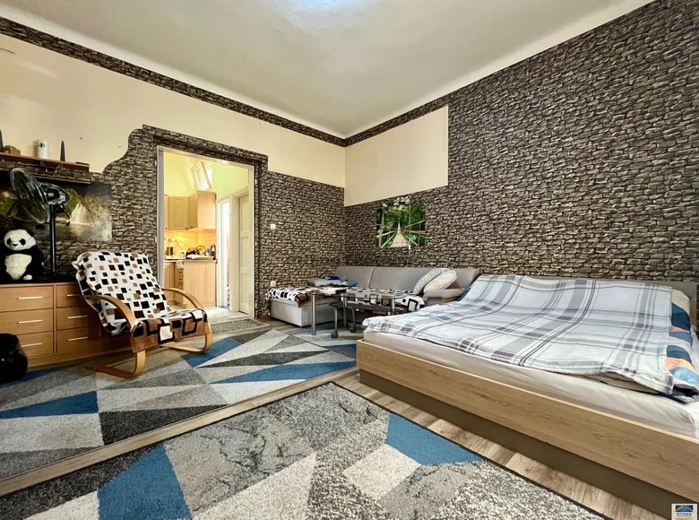 House for sale in Budapest, Hungary for €57,245 listing 1938873