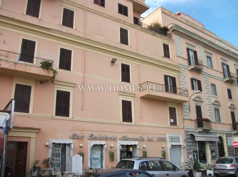 Apartment with furniture, with sea view, in city center for sale in