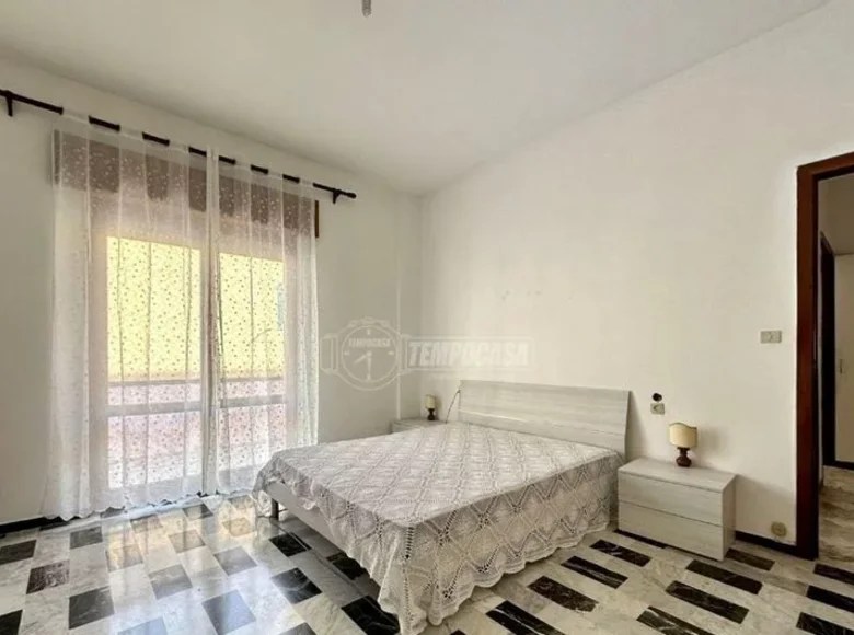 1 bedroom apartment for sale in Genoa, Italy for €60,000 listing 2101094