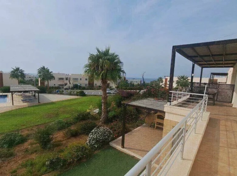 2 bedroom penthouse for sale in Tatlisu, Northern Cyprus for €124,938
