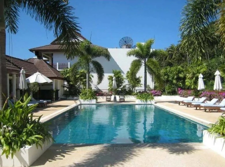 2 room apartment with balcony, with air conditioning, gym for sale in