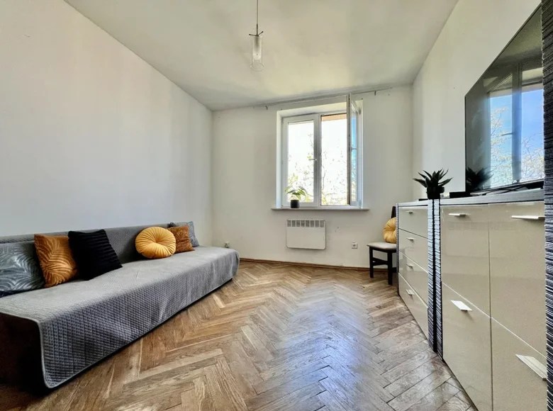 2 room apartment for sale in Krakow, Poland for €131,617 listing 2221799