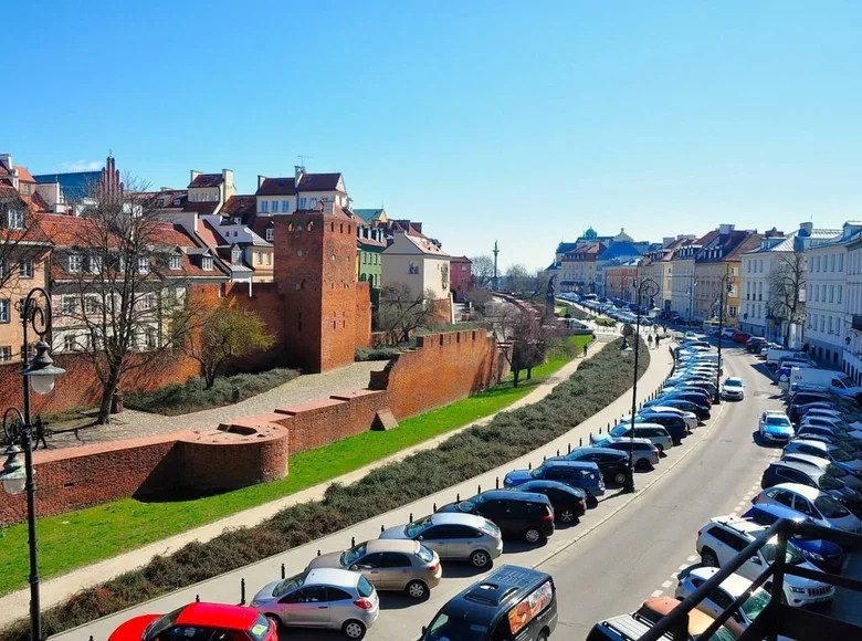 Monthly rental 3 room apartment, 100 m², €3,512 Warsaw, Poland