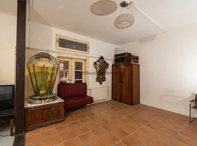 Commercial property for sale in Budapest, Hungary for €245,293