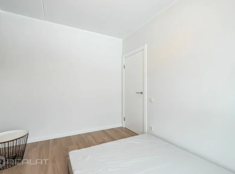 2 room apartment for sale in Riga, Latvia for €104,500 listing 1988796