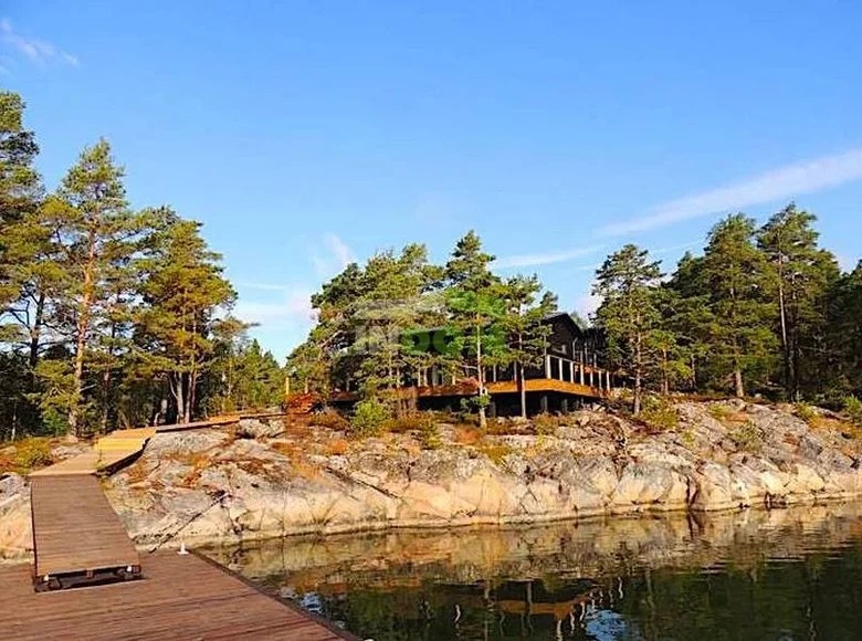 House for sale in Turun seutukunta, Finland for €1,295,000 listing 779754