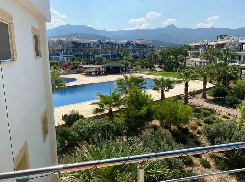 2 bedroom penthouse for sale in Tatlisu, Northern Cyprus for €111,200