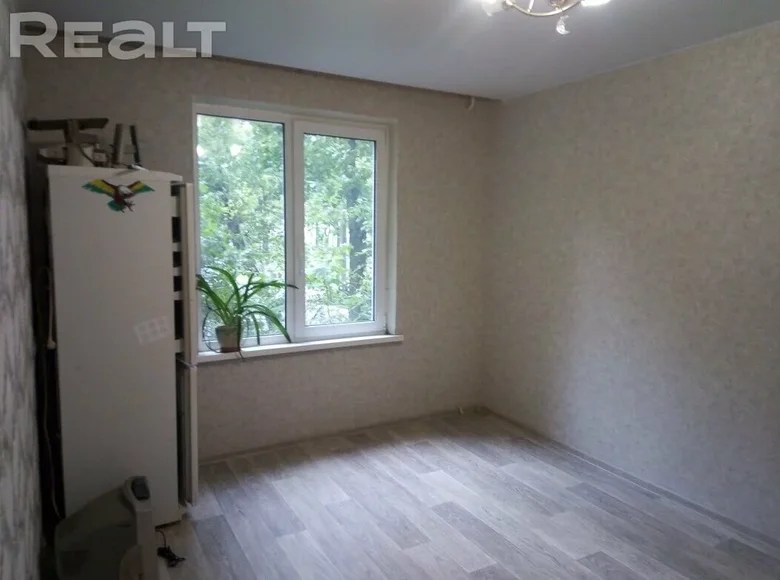 Apartment with double glazed windows, with with metallicheskaya dver for sale in Minsk