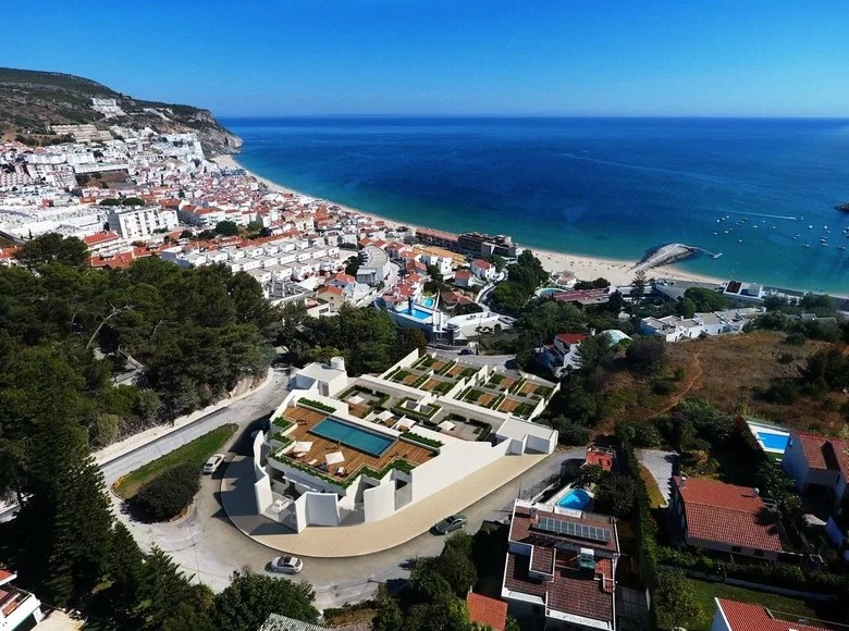 3 bedroom apartment for sale in Setúbal, Portugal for €565,000