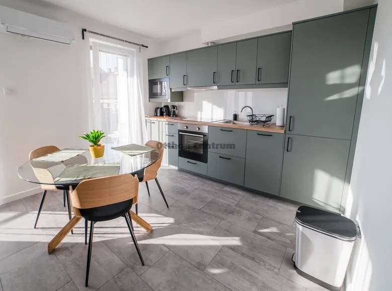 4 room apartment for sale in Szegedi jaras, Hungary for €303,360