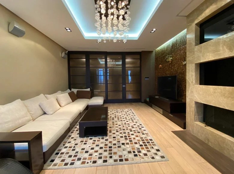 4 bedroom apartment for sale in Kyiv, Ukraine for €478,280 listing