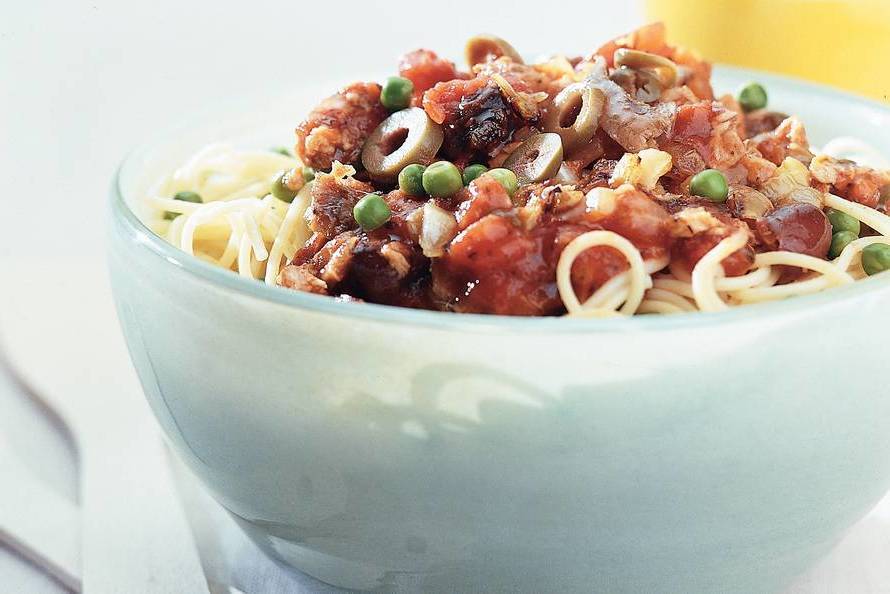 Pasta with anchovy oil sauce Recipe Guide