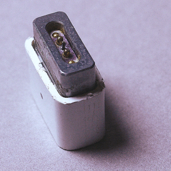 [32+] Macbook Air Battery Connector Pinout