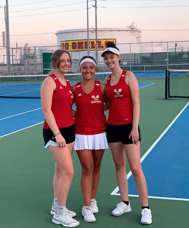 Roxana Girls Tennis Top Brings Back Three Experienced Players, Under