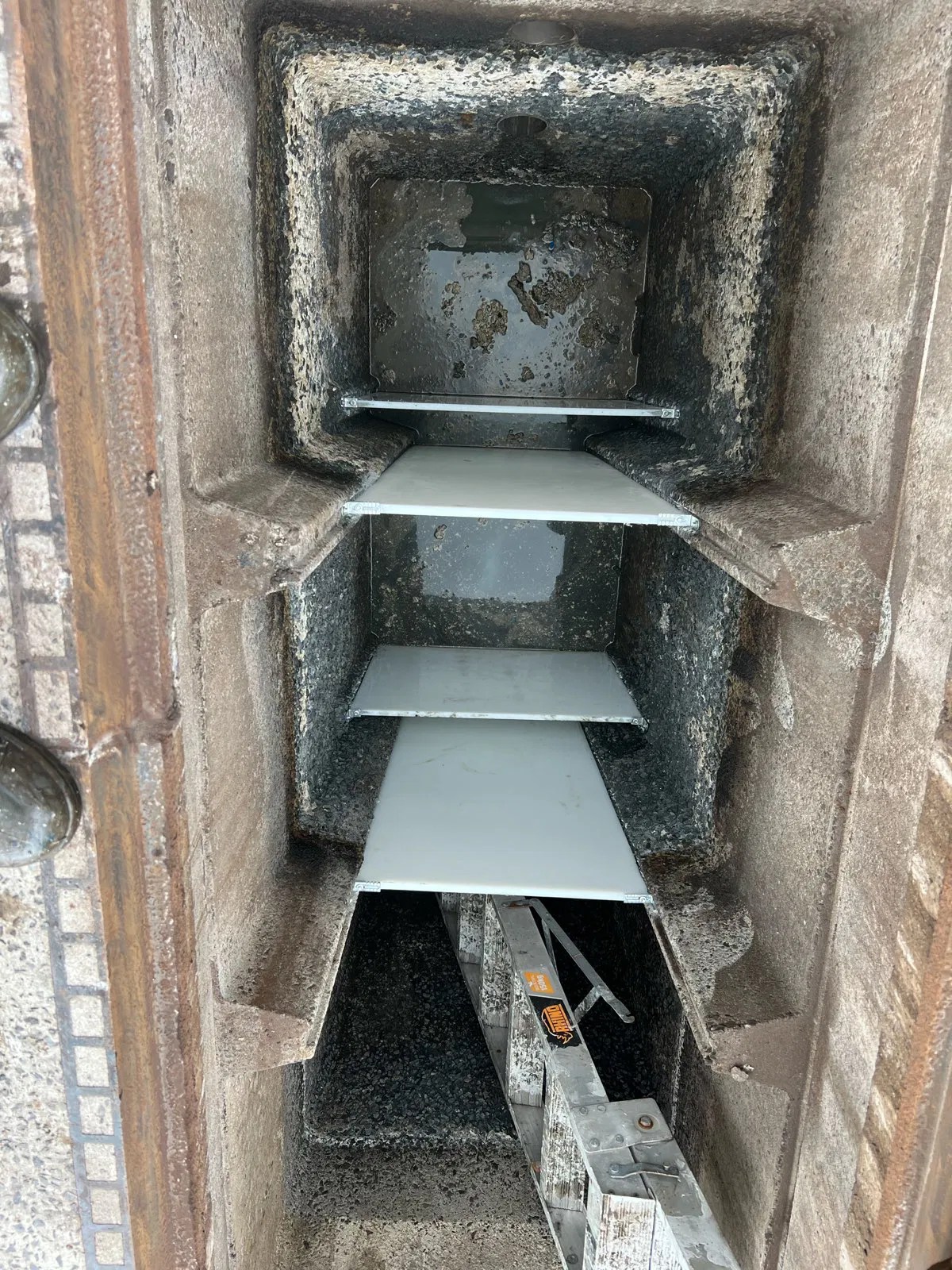 Baffle Replacement & Repairs Grease Trap Repairs & Relining