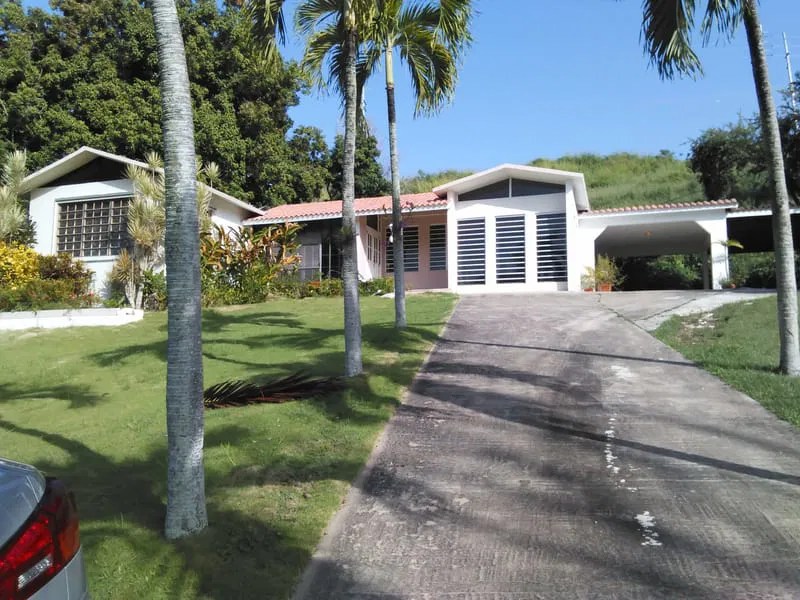 House For Sale Hill Top Rincon Puerto Rico ( OUT OF THE MARKET