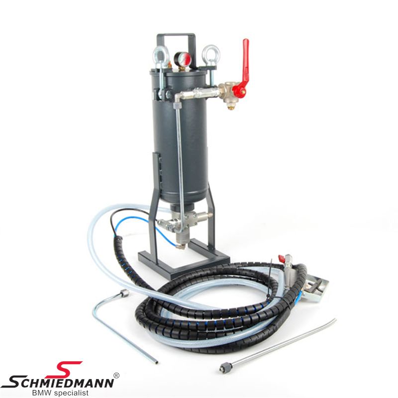 Intake valve/port cleaning machine for effective cleaning of the intake