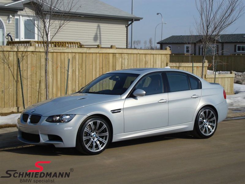 19" 8,5+9,5x19 M3 MDoppelspeiche 220 polished with 245/40+265