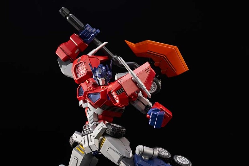 New Pictures of Flame Toys Optimus Prime Model Kit - Transformers
