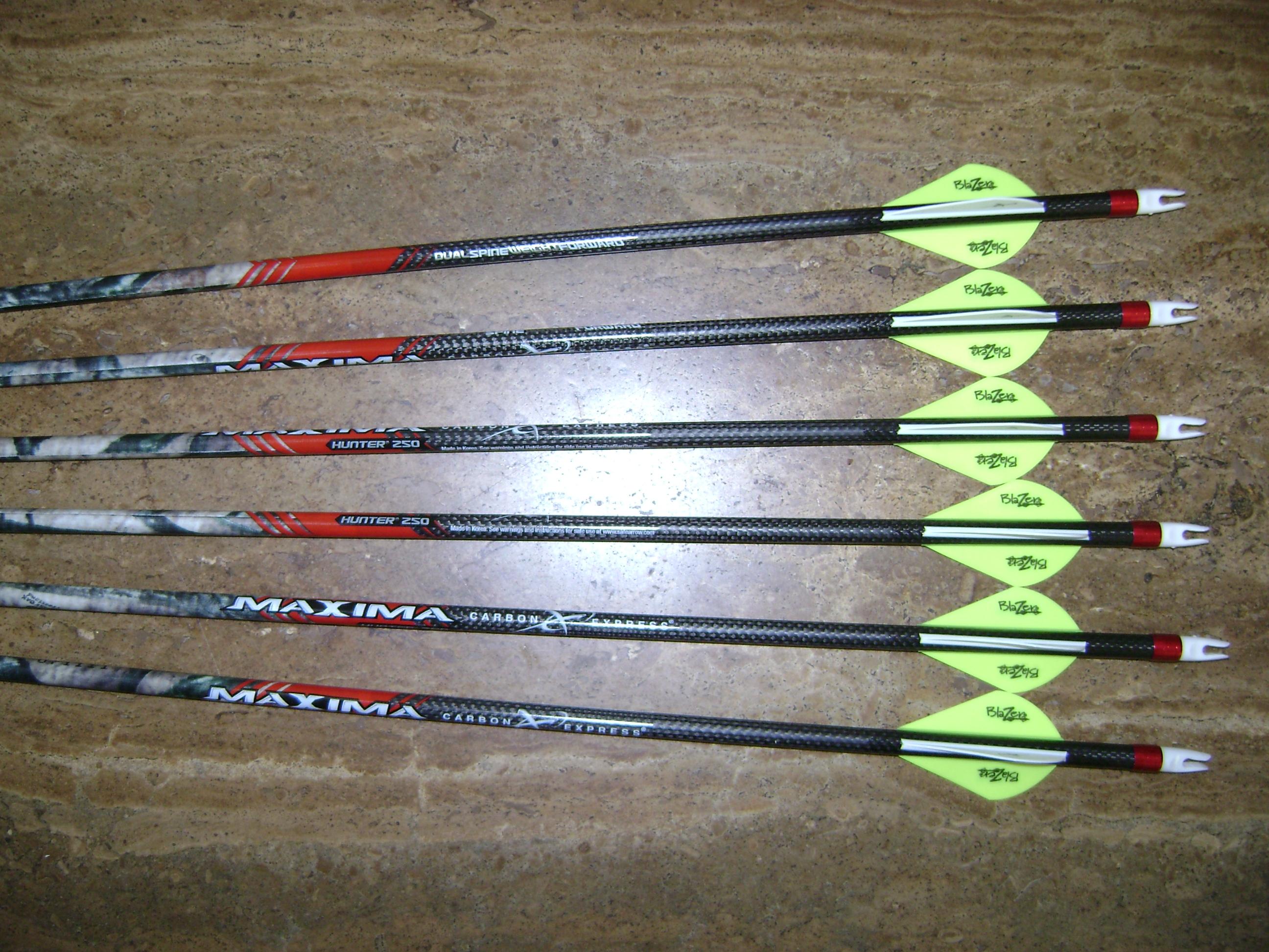 Carbon Express Maxima Hunter Arrows with Blazer Dz Archery Supplies
