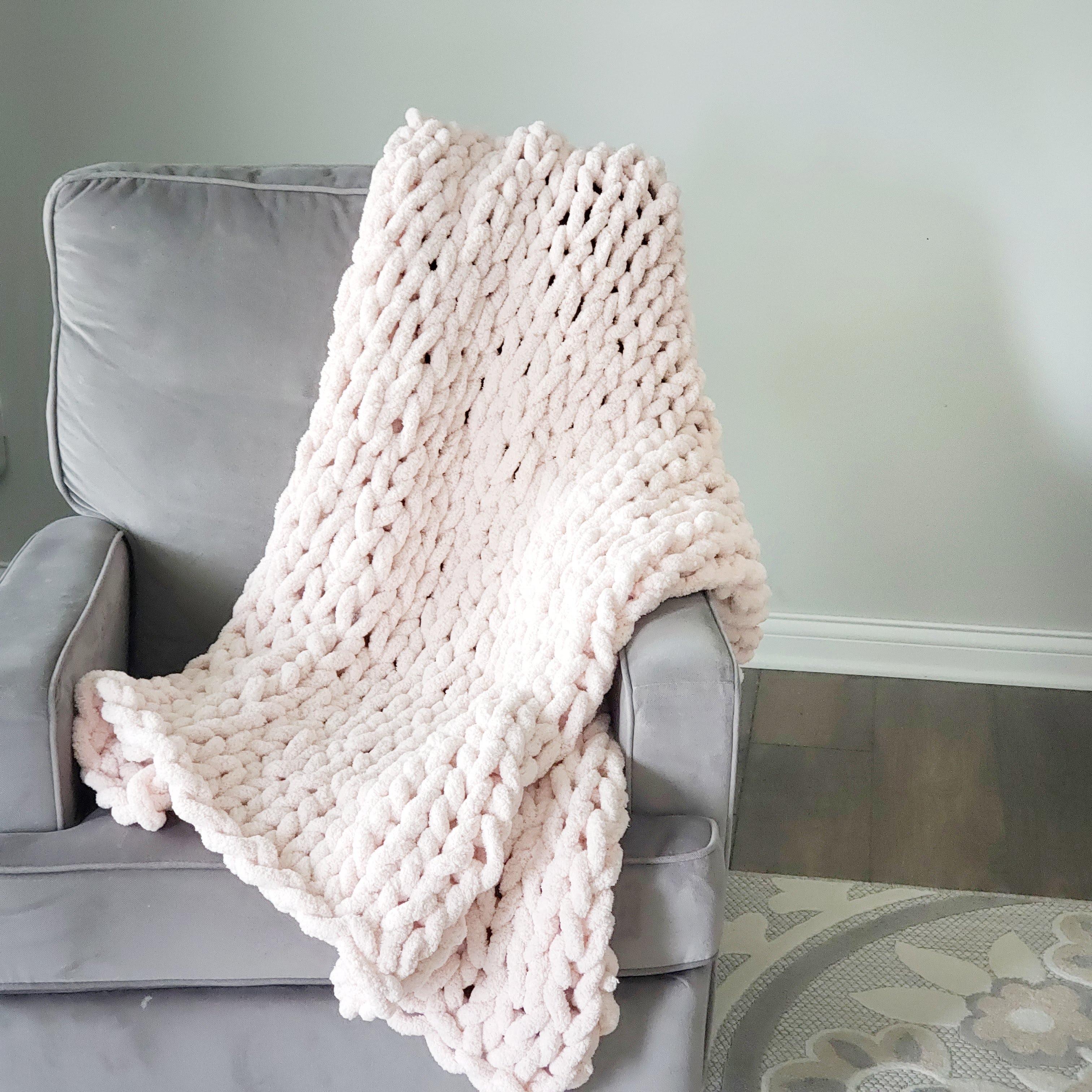 Finger Knitting Create a chunky knit blanket using only your hands