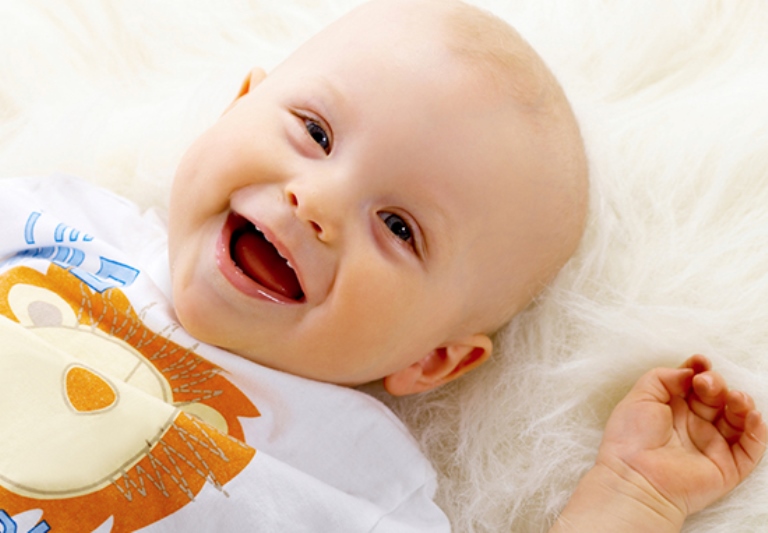 Bebês com cabeças maiores são mais propensos a ter sucesso na vida